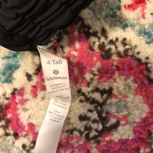 Lululemon shorts size 4Tall